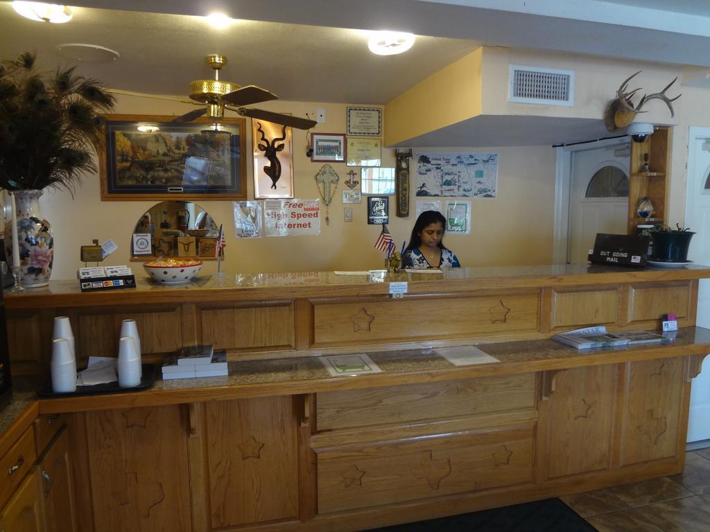 Antlers Inn Goliad Eksteriør billede